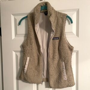 Patagonia Los Gatos Ladies Fleece Vest in Khaki Size Small